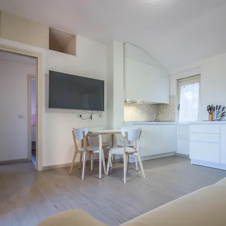 アパート Guesthost - Lovely Sea View With Parking And Pool! ポルト・ロトンド